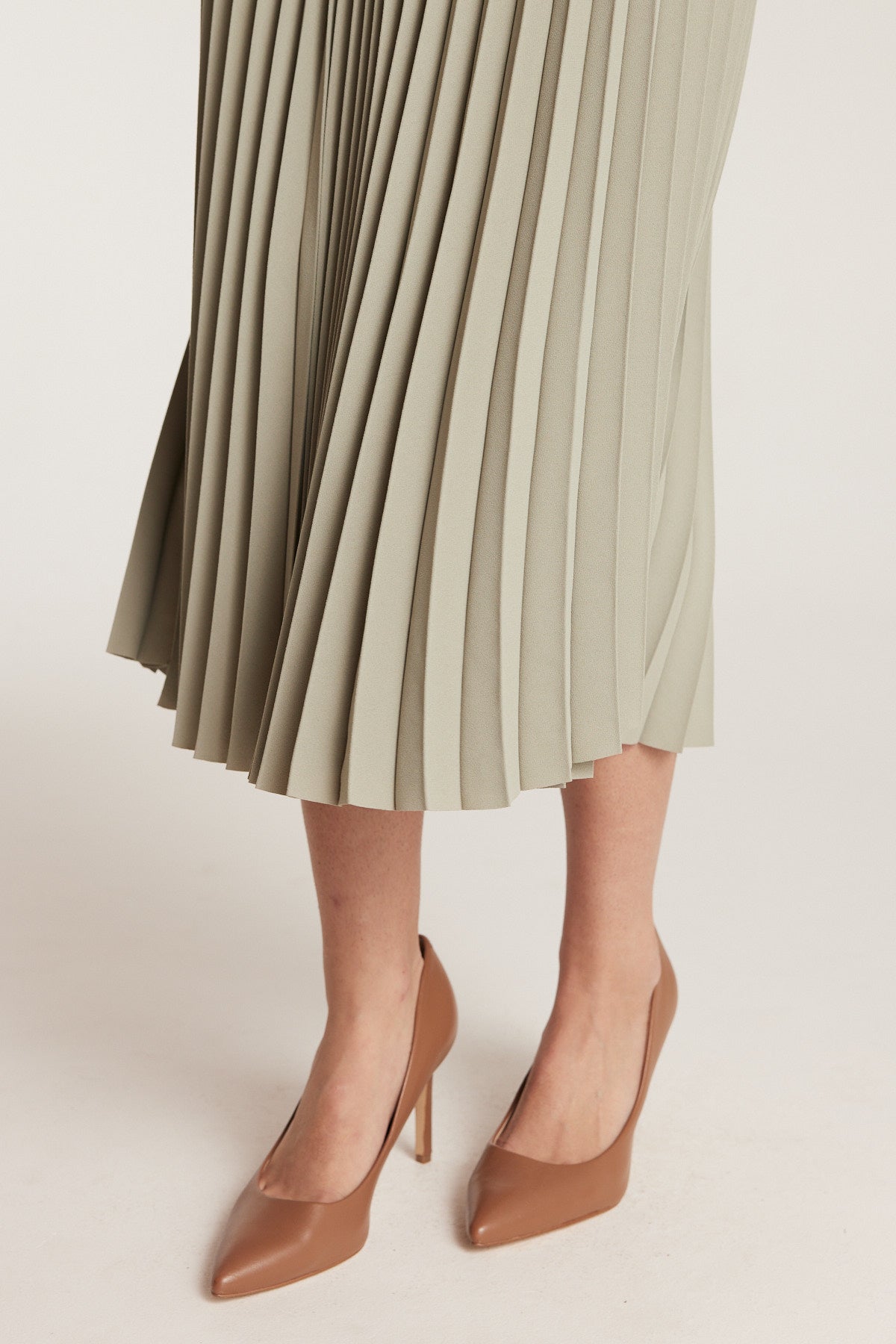 Pleat Skirt - Sage-Perri Cutten
