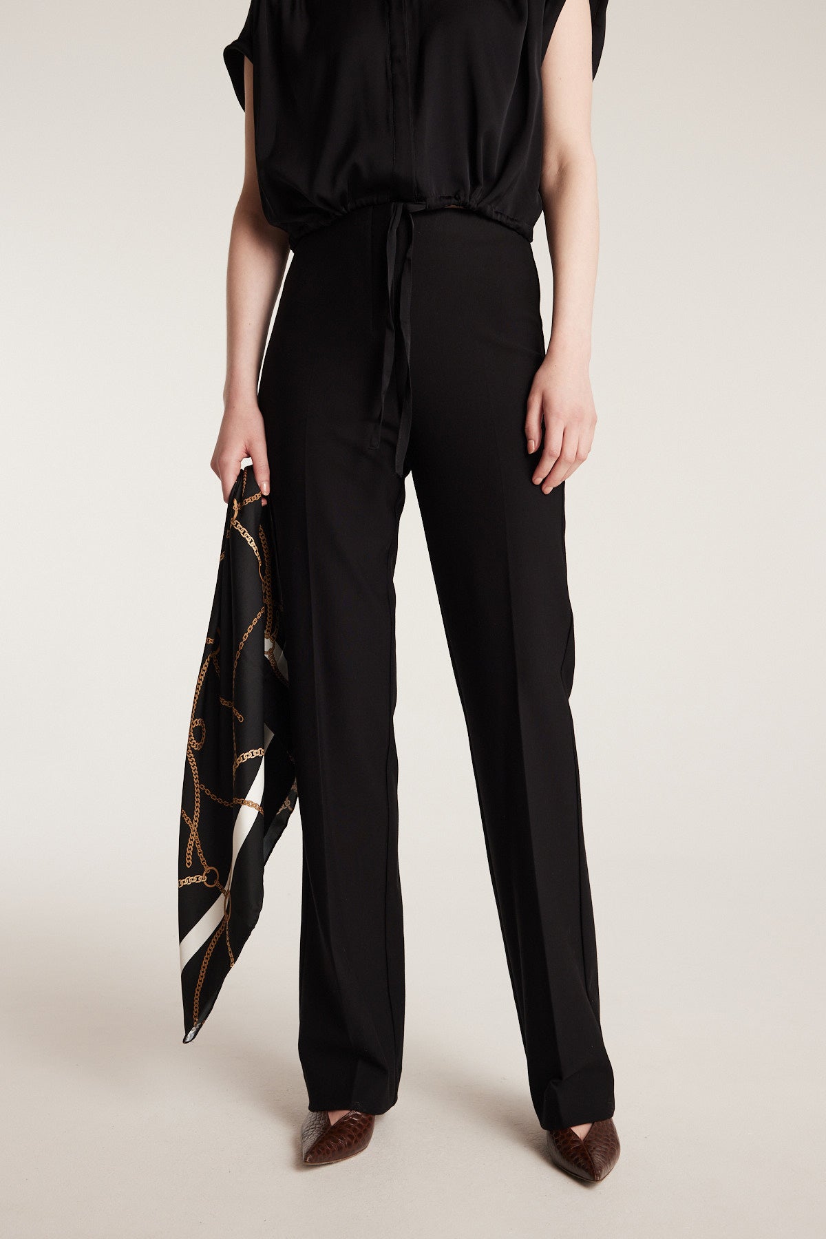City Stretch Pant - Black-Perri Cutten