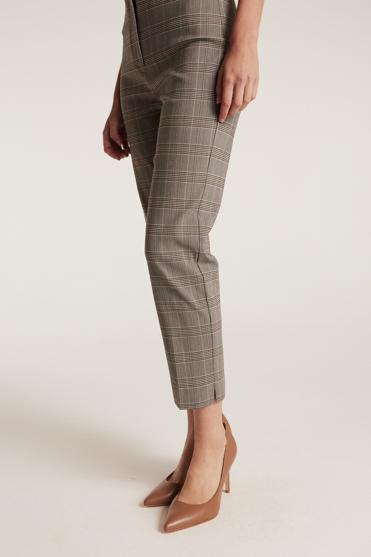Roman Pant - Tan-Perri Cutten