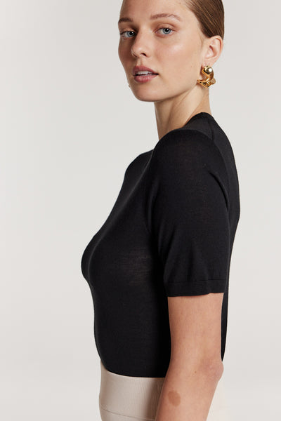 Superfine Merino Top - Black-Perri Cutten
