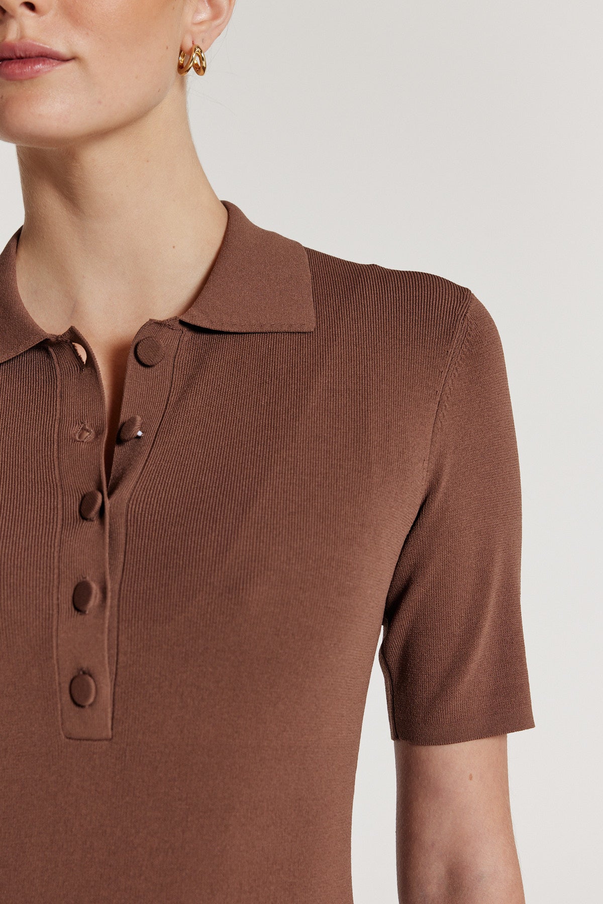 Crepe Knit Polo Top - Walnut-Perri Cutten