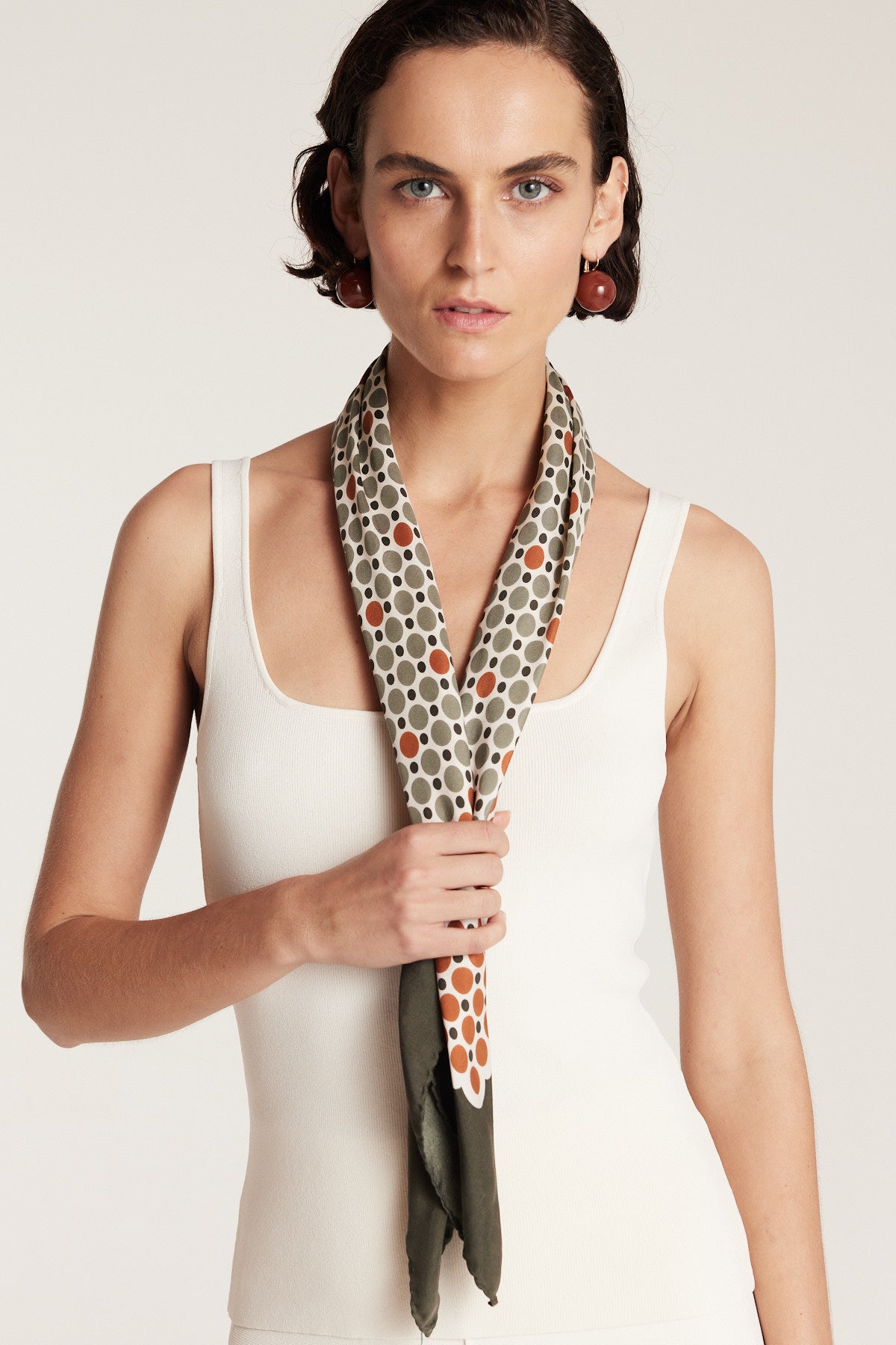 Crepe Knit Singlet - Neutral-Perri Cutten