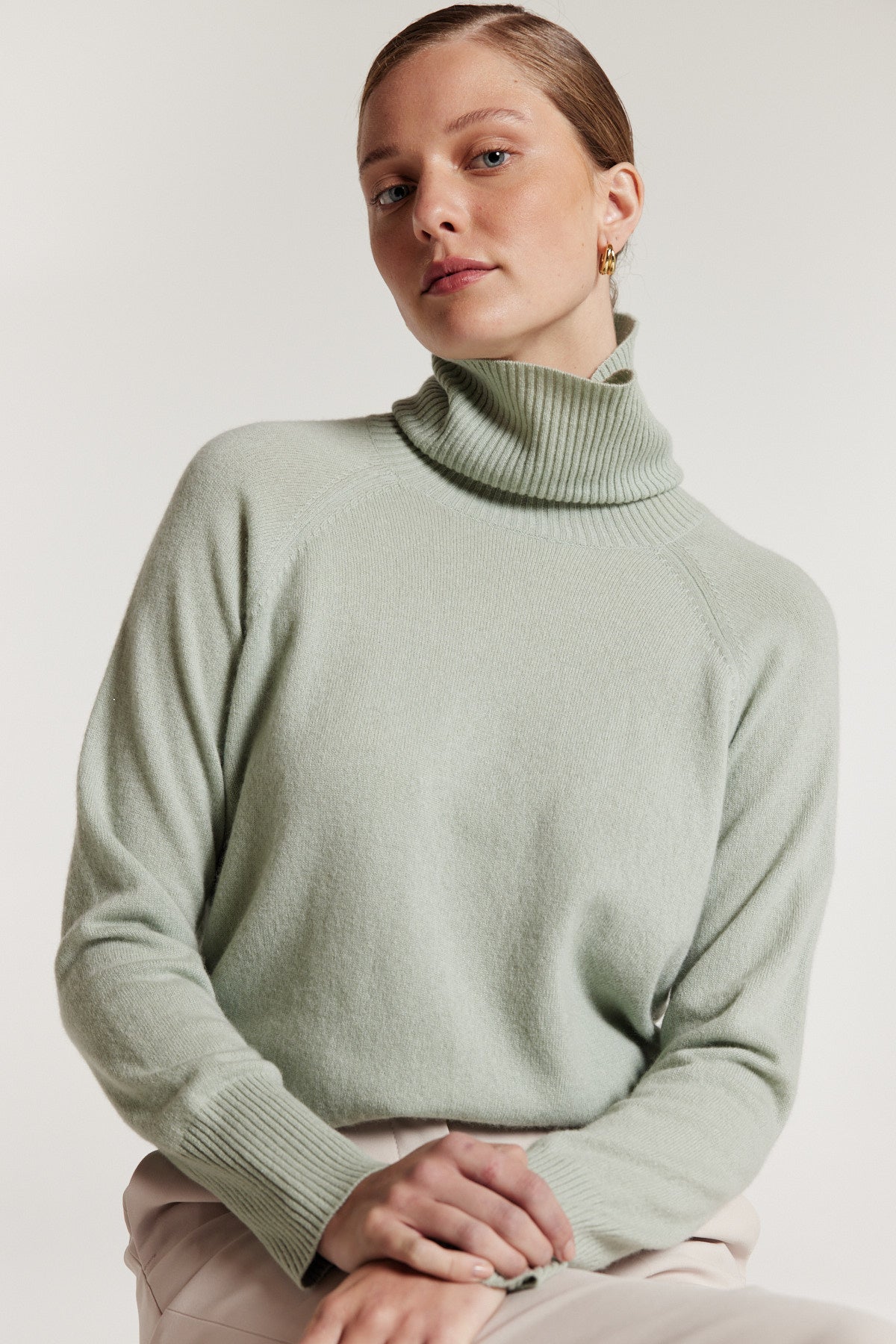 Carter Cashmere Jumper - Sage-Perri Cutten