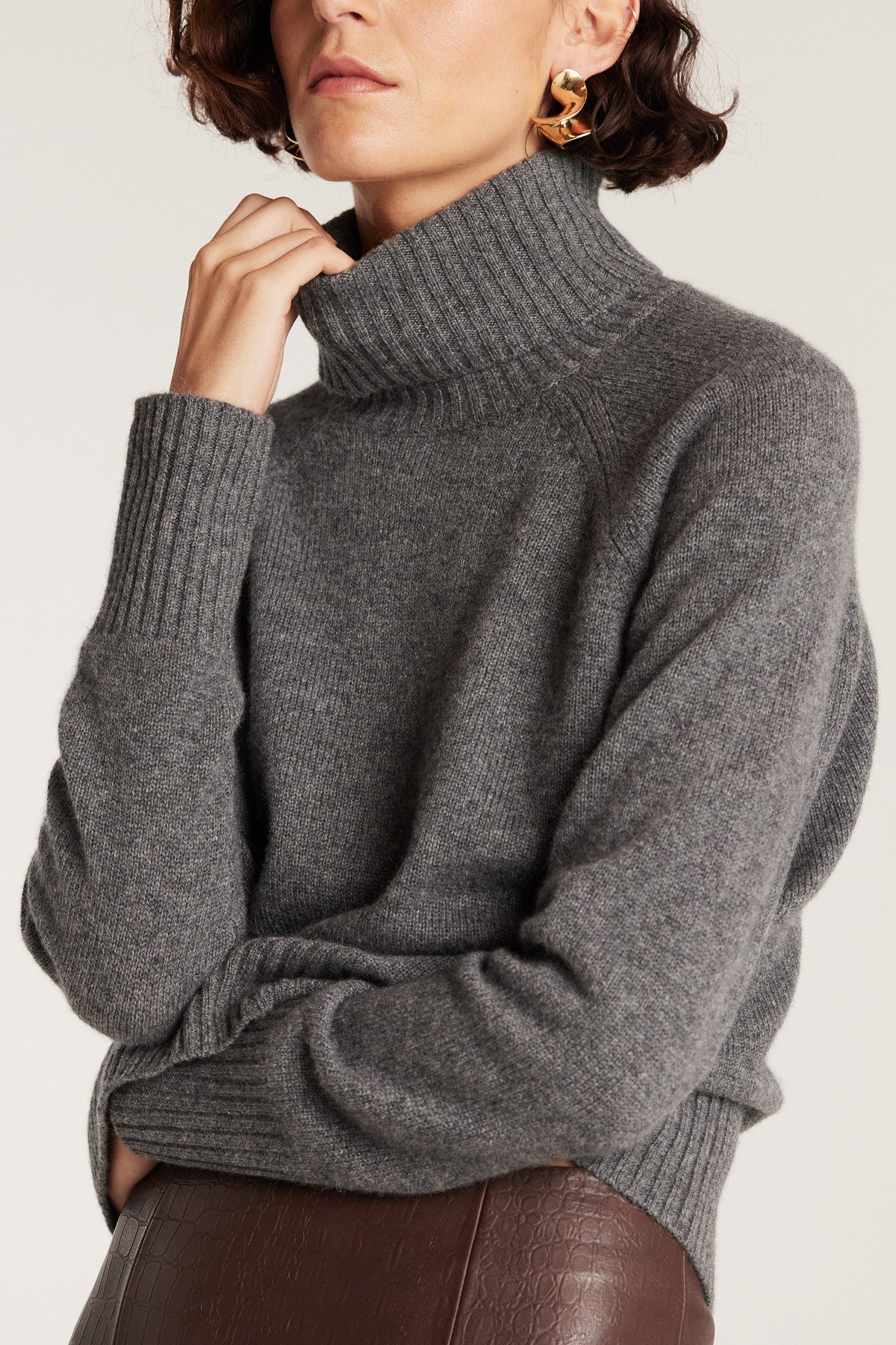 Cashmere Jumper - Charcoal-Perri Cutten