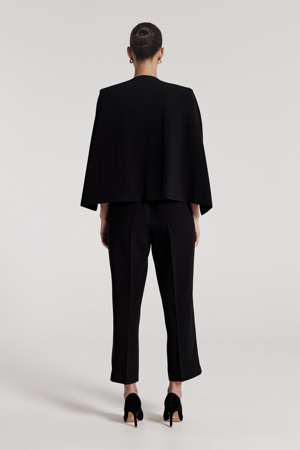 Grace Cape - Black-Perri Cutten