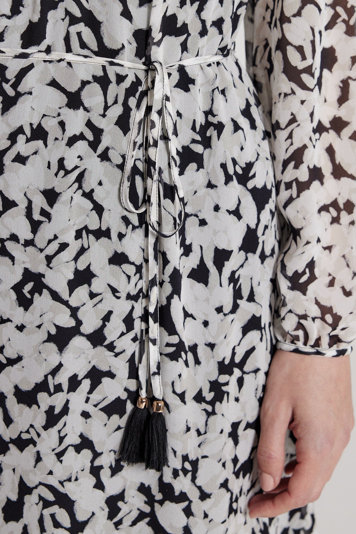 Serafina Silk Dress - Dove-Perri Cutten