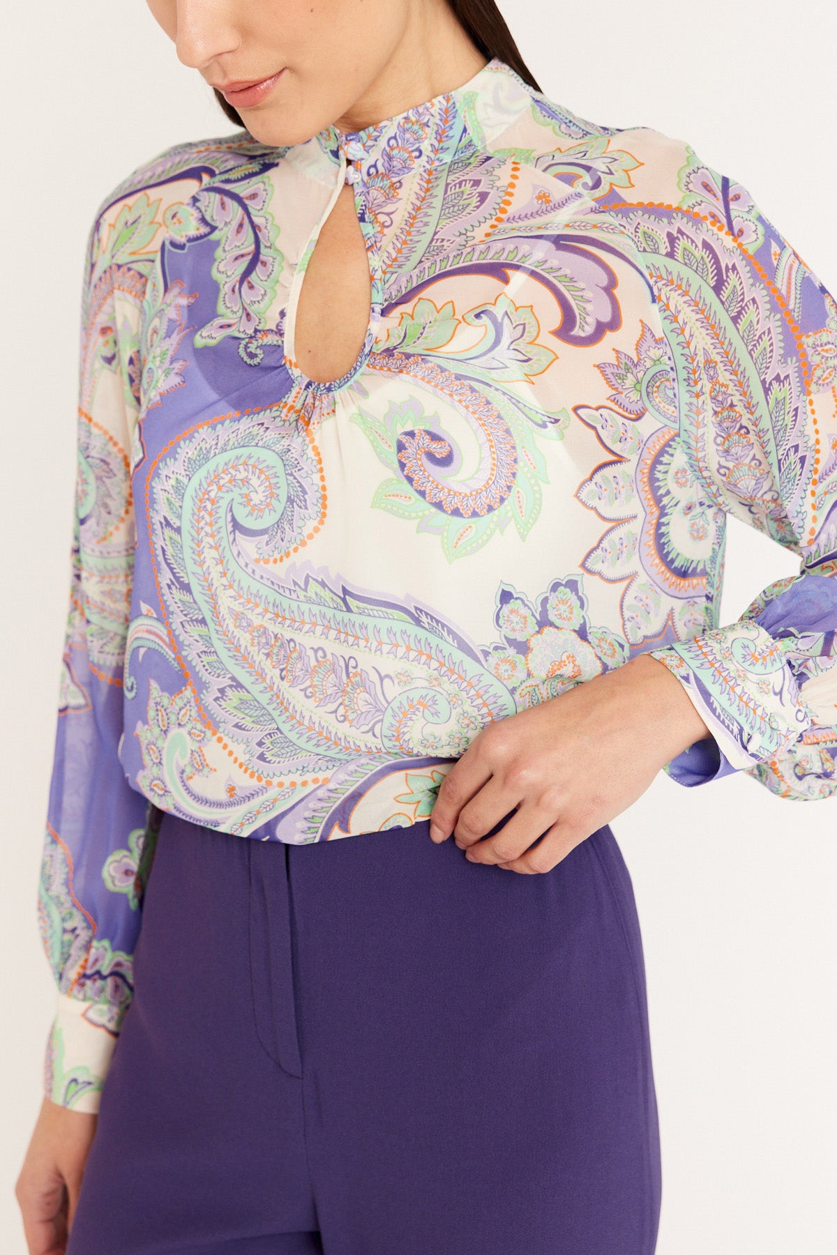 Phillipa Silk Top - Lilac Paisley - Perri Cutten